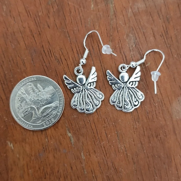 Angel Earrings - Picture 1 of 1
